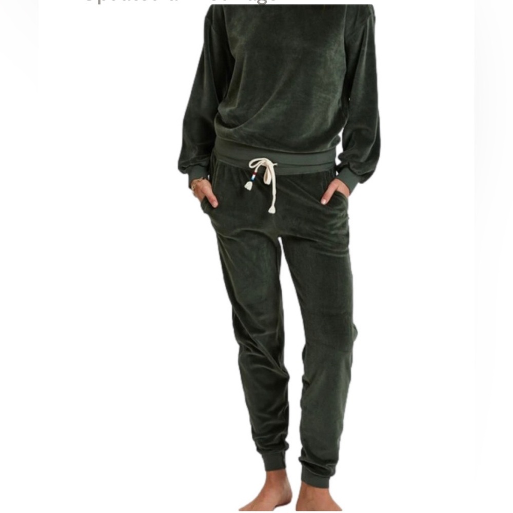 Sol Angeles Dark Green Velour Jogger Set Size Small, comes as a set